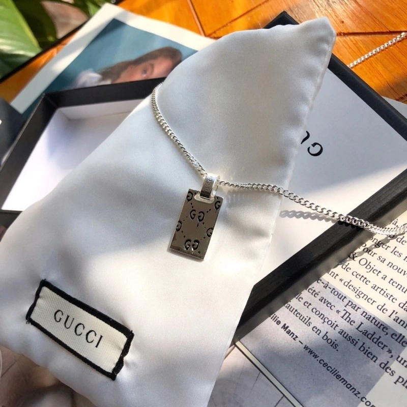 Gucci Necklaces Affordable 243081