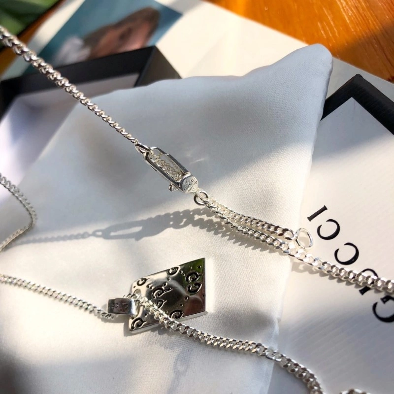 Gucci Necklaces Affordable 243081