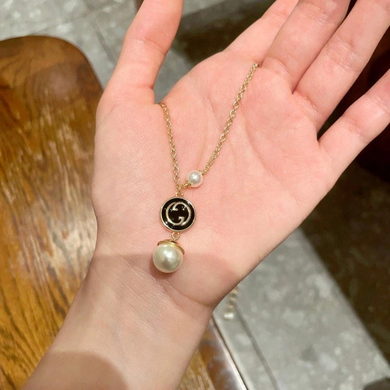 Gucci Necklaces Lightweight 243051