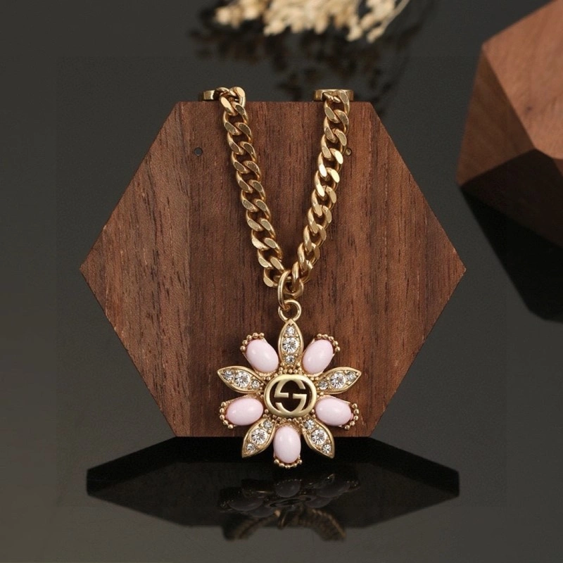 ZipUp Gucci Necklaces 243060