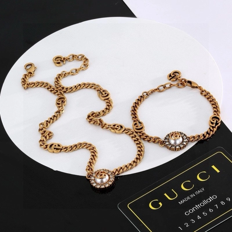 Gucci Necklaces Classic 243045