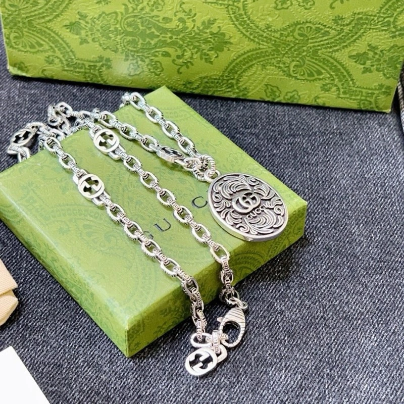 QuickDry Gucci Necklaces 243040