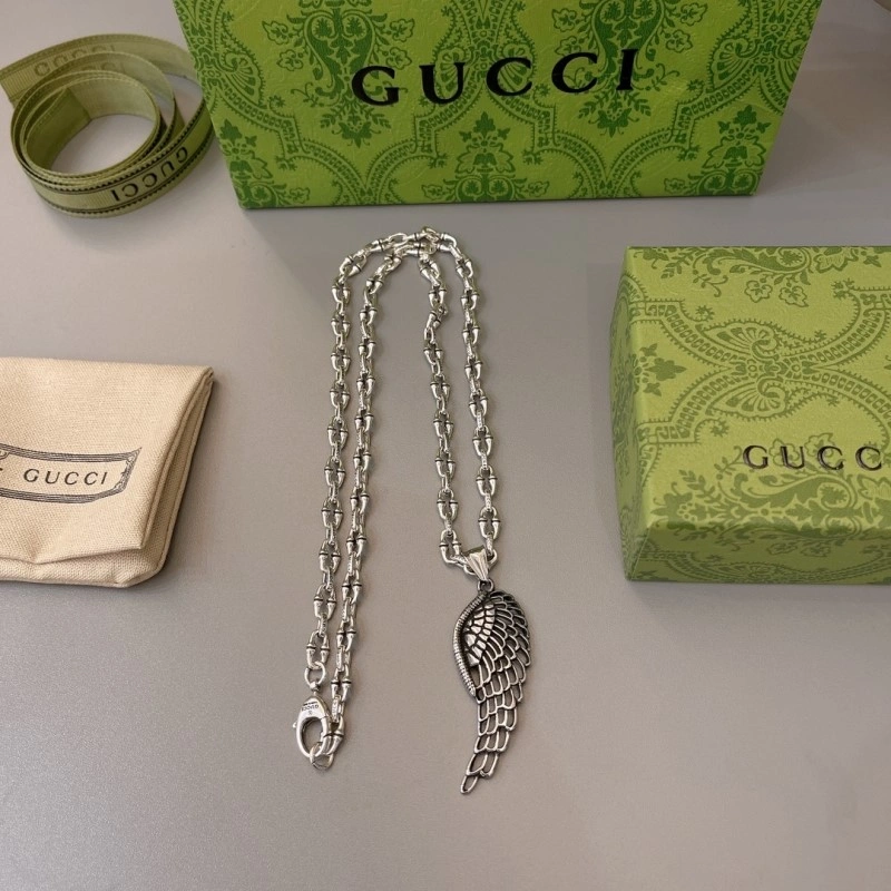 Stylish Gucci Necklaces 243043