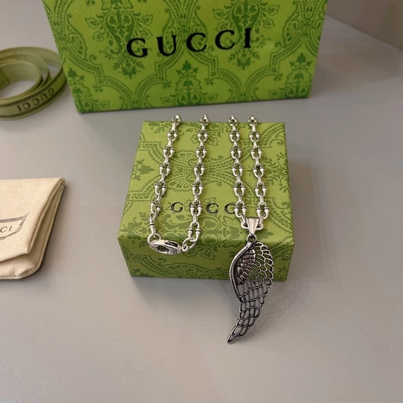 Stylish Gucci Necklaces 243043