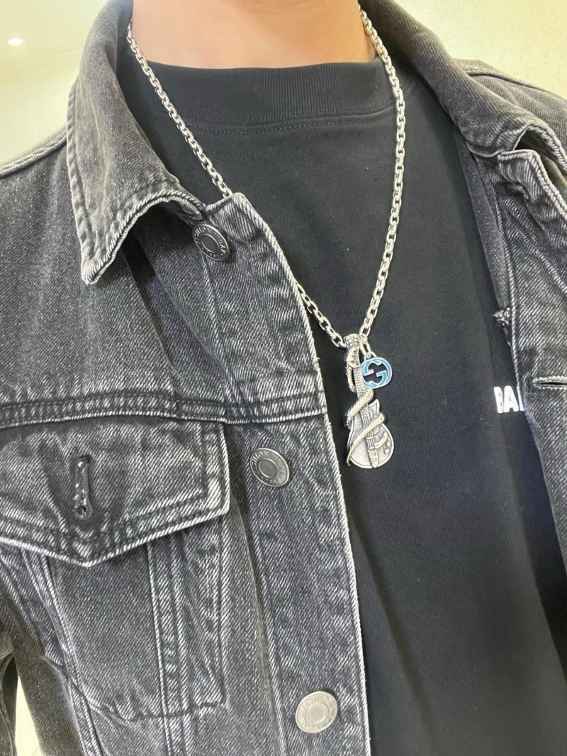 Stylish Gucci Necklaces 243032