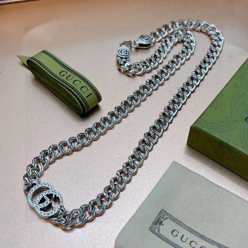 Supportive Gucci Necklaces 243030