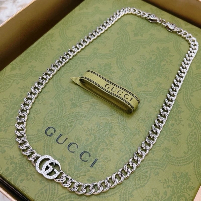 Supportive Gucci Necklaces 243030