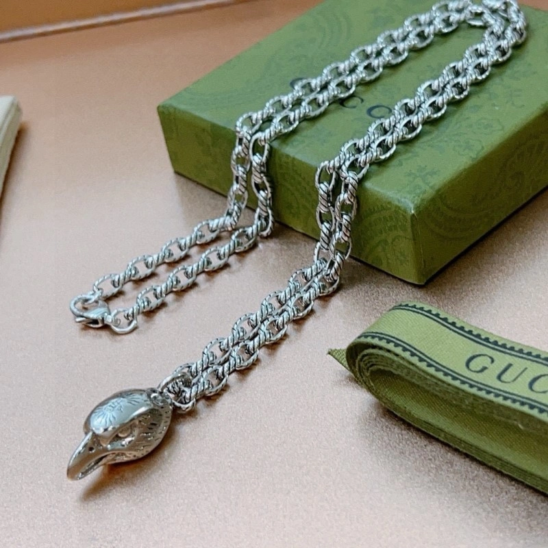 Gucci Necklaces Comfortable 243020