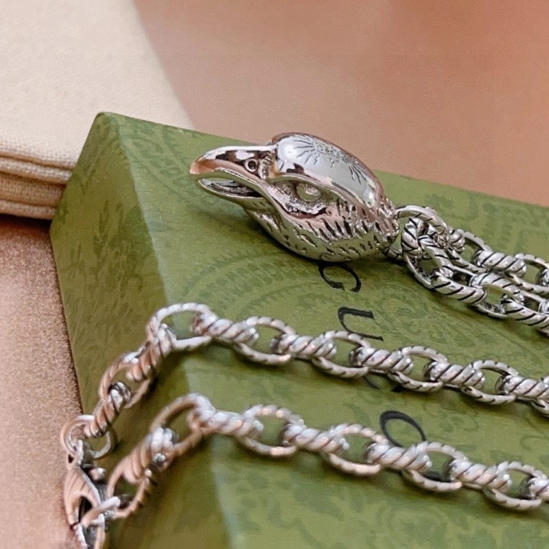 Gucci Necklaces Comfortable 243020