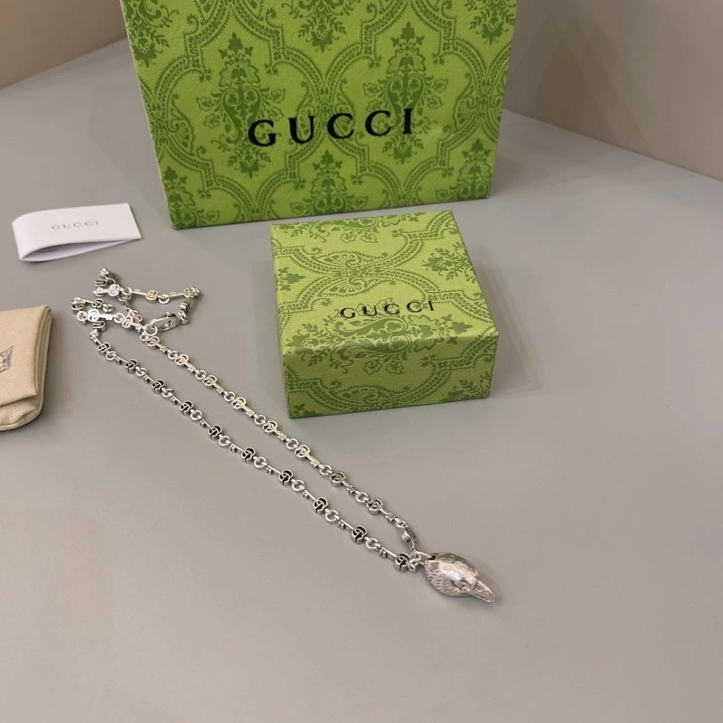 Neat Gucci Necklaces 242999