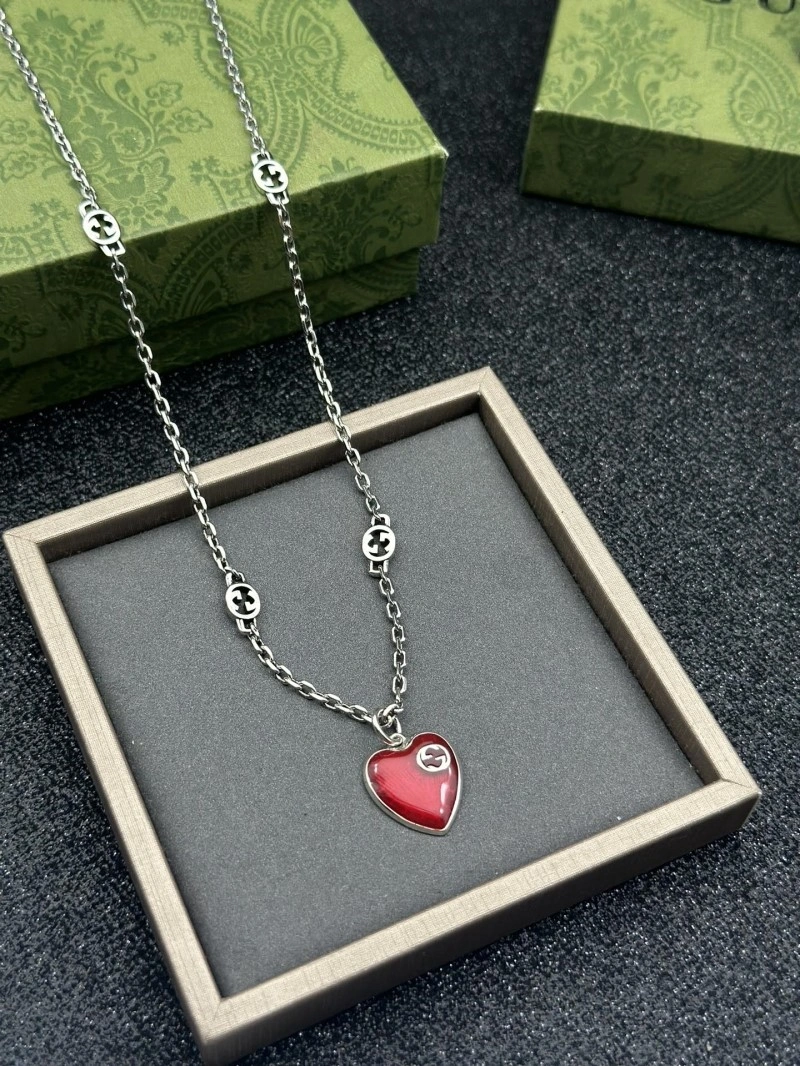Snug Gucci Necklaces 242979