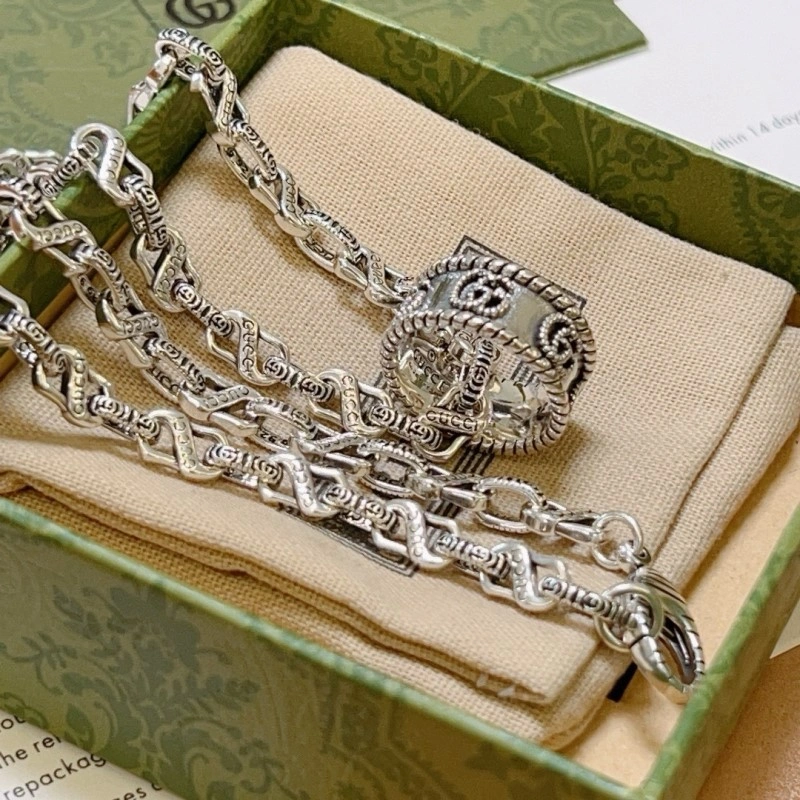 TravelReady Gucci Necklaces 242970