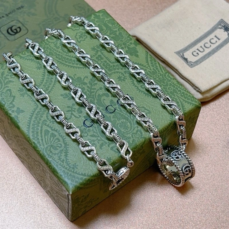 TravelReady Gucci Necklaces 242970