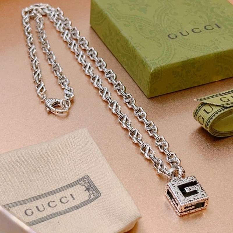 SunProtective Gucci Necklaces 242973