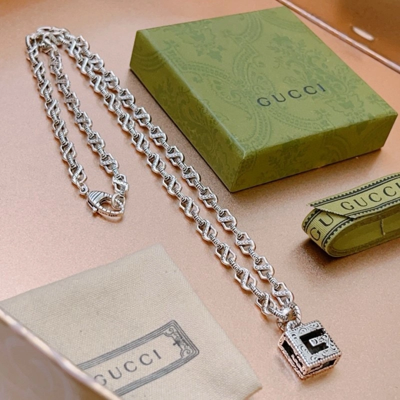 SunProtective Gucci Necklaces 242973