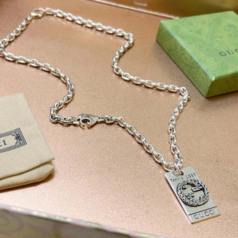 Cozy Gucci Necklaces 242951