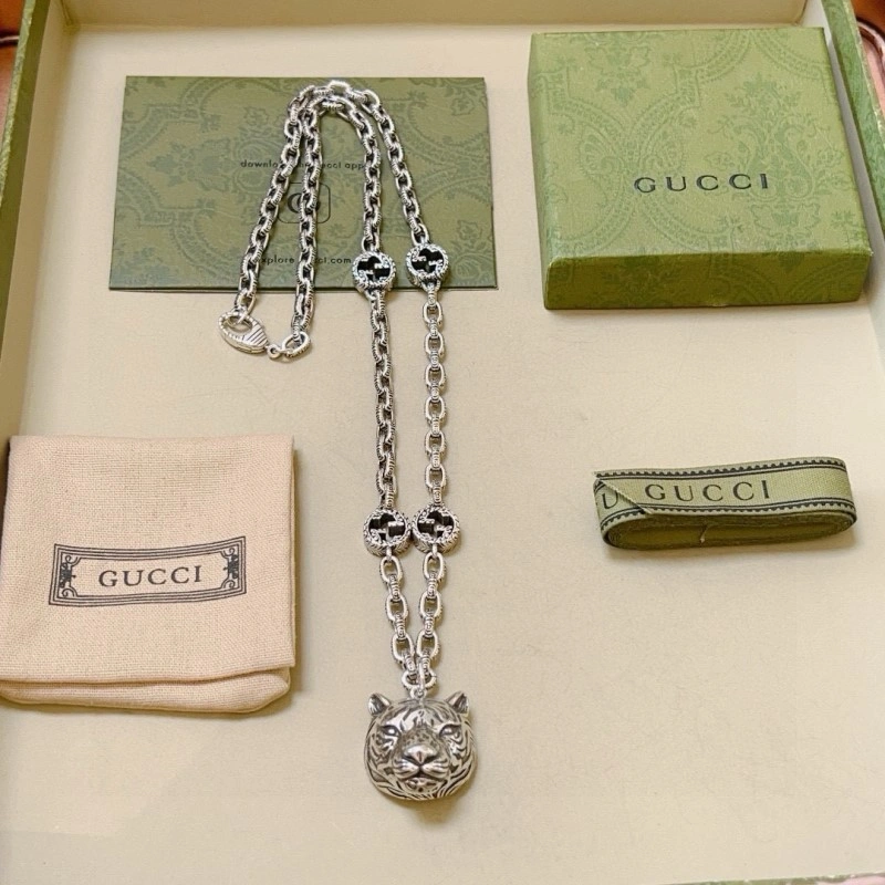 Timeless Gucci Necklaces 242932
