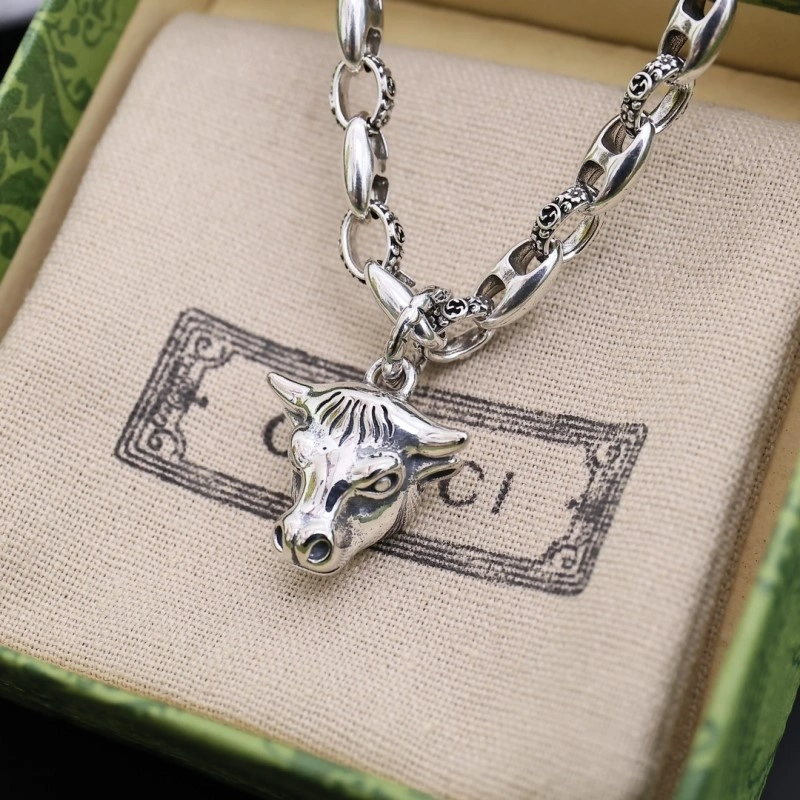 Gucci Necklaces Lightweight 242923