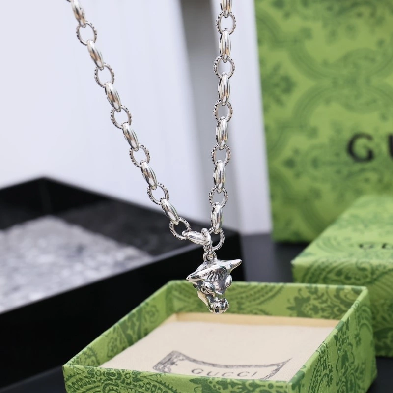 Gucci Necklaces Lightweight 242923