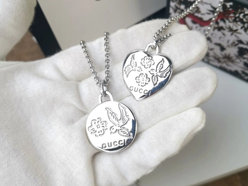 ComfortFit Gucci Necklaces 242917