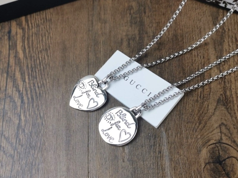 ComfortFit Gucci Necklaces 242917