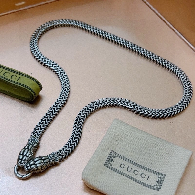 Stylish Gucci Necklaces 242905