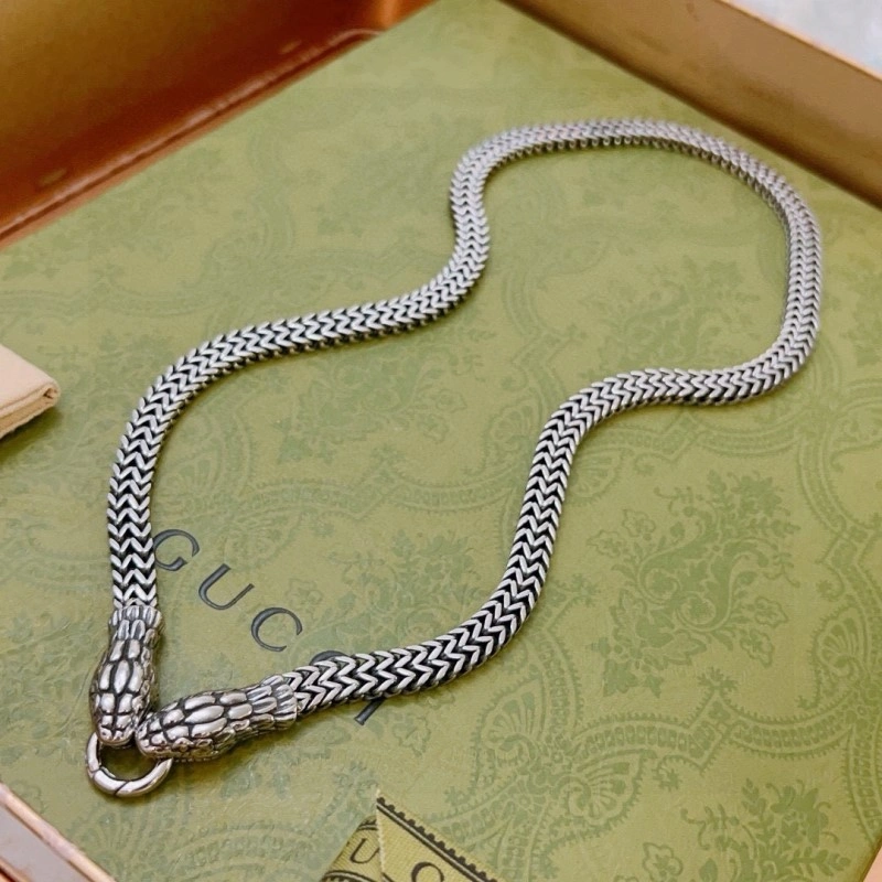 Stylish Gucci Necklaces 242905