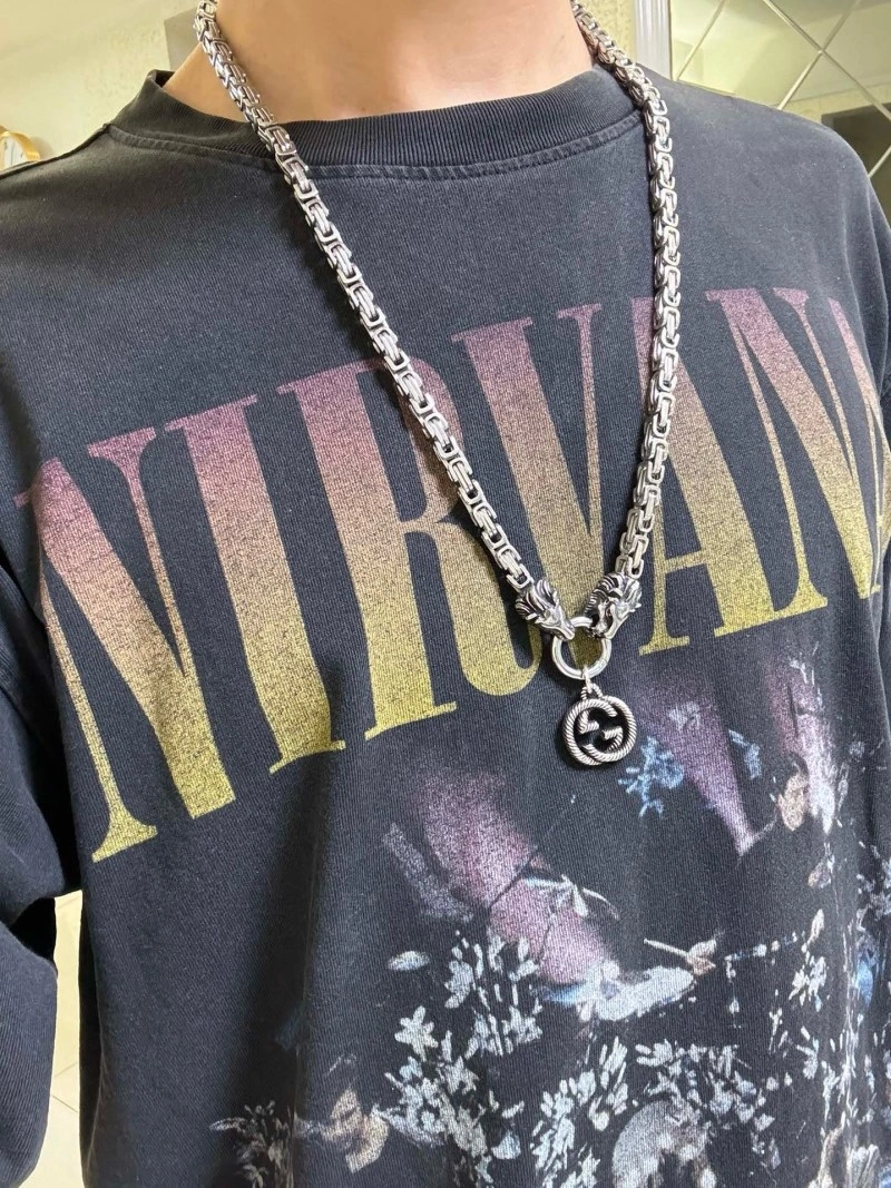 Bold Gucci Necklaces 242910