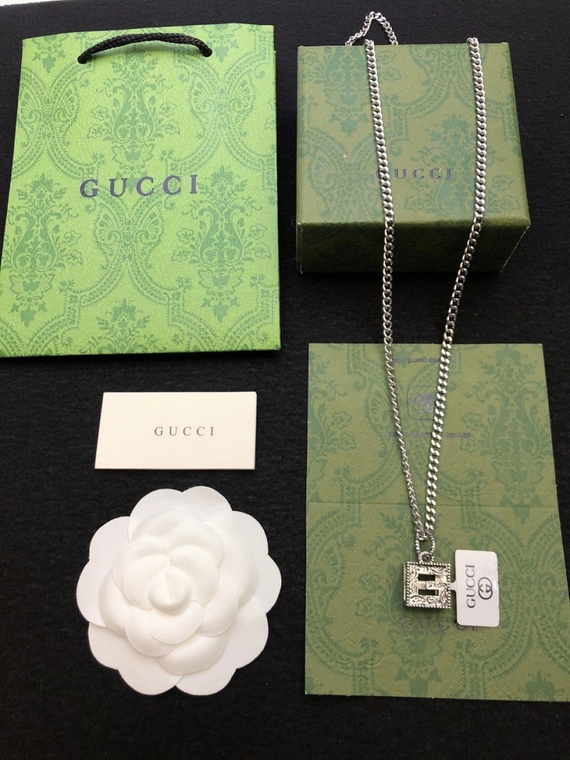 Gucci Necklaces Snug 242898