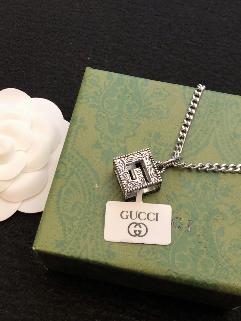 Gucci Necklaces Snug 242898