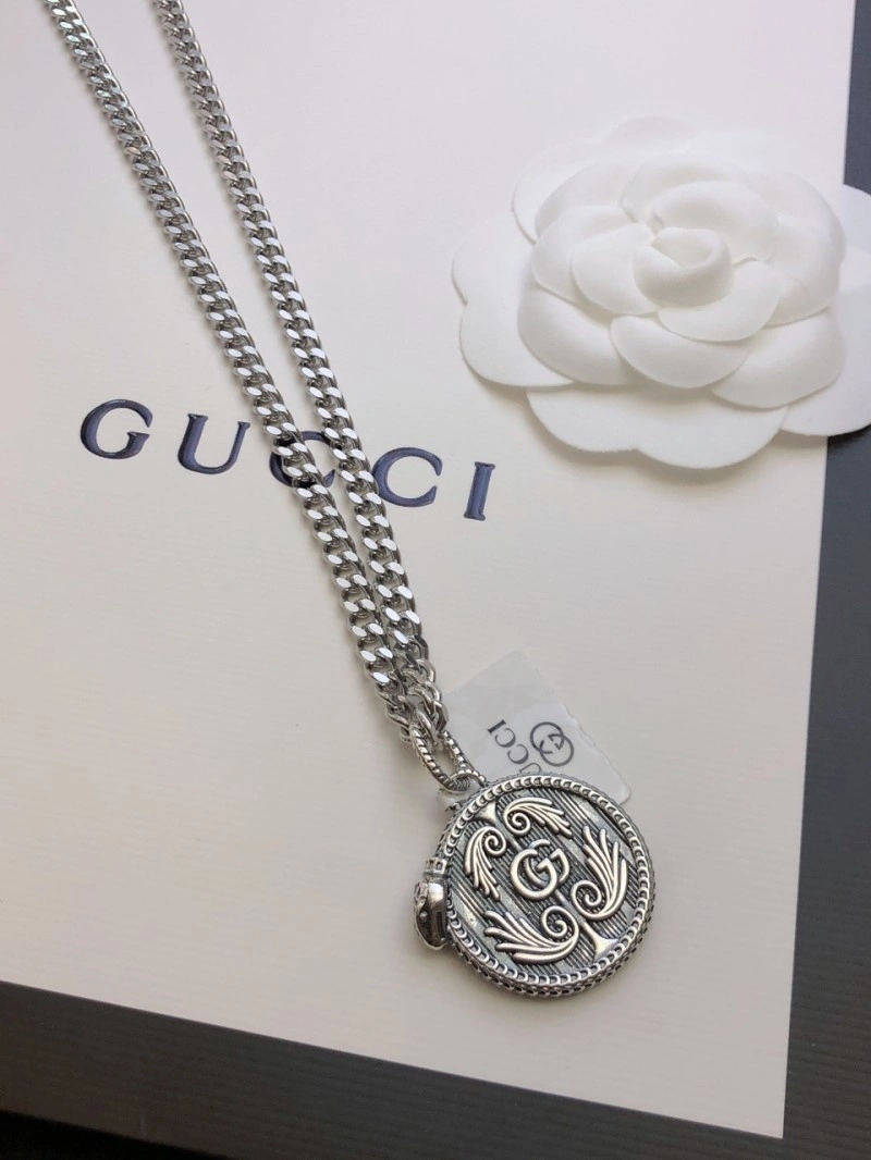 Contemporary Gucci Necklaces 242897