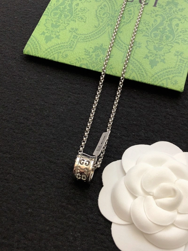 Gucci Necklaces Trendy 242892