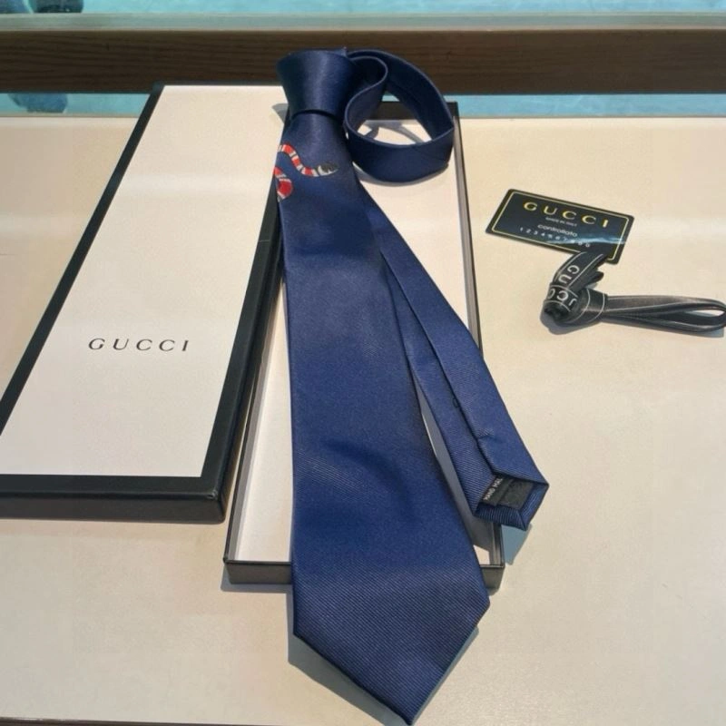 Gucci Neckties UrbanChic 268919