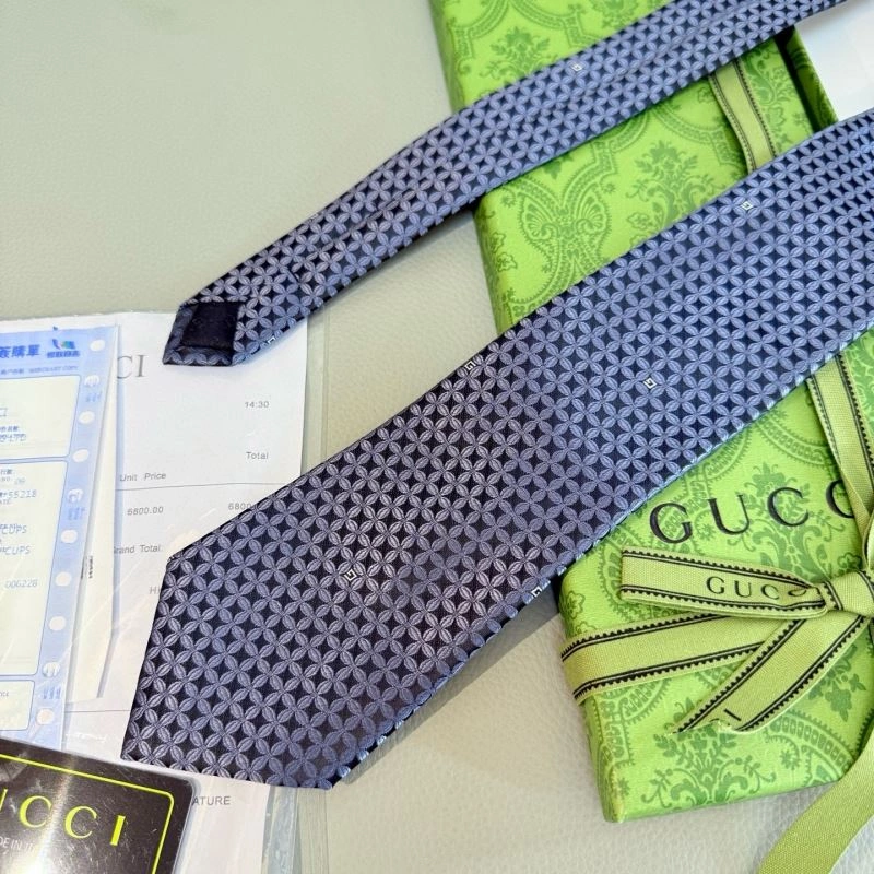Gucci Neckties Cozy 268912