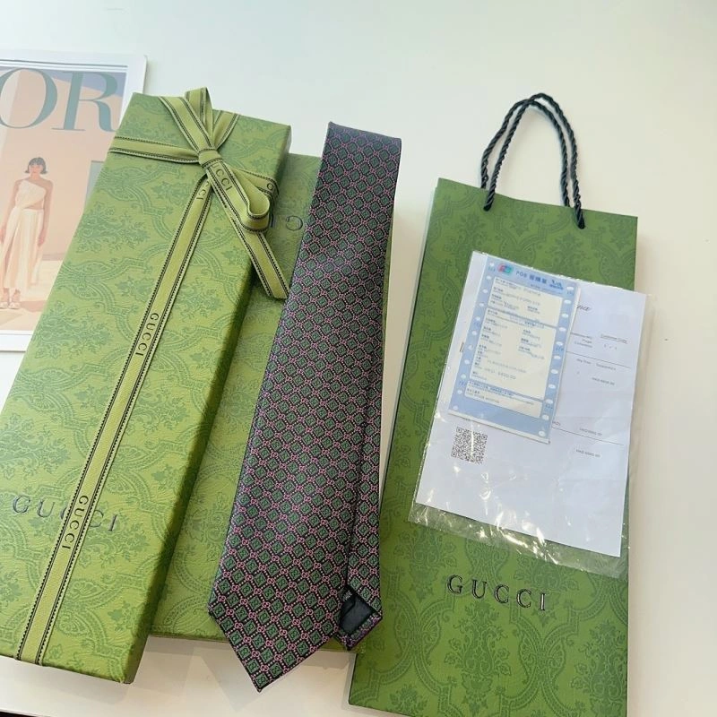 Gucci Neckties TravelReady 268901