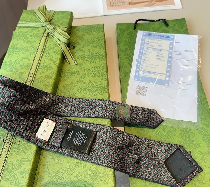 Gucci Neckties TravelReady 268901