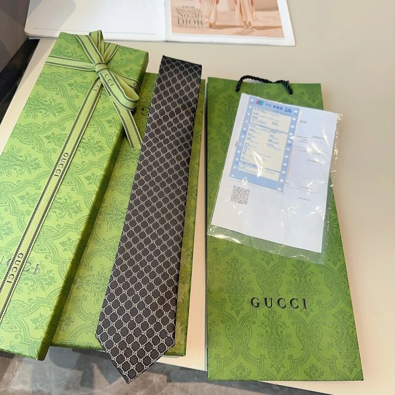 ZipUp Gucci Neckties 268914
