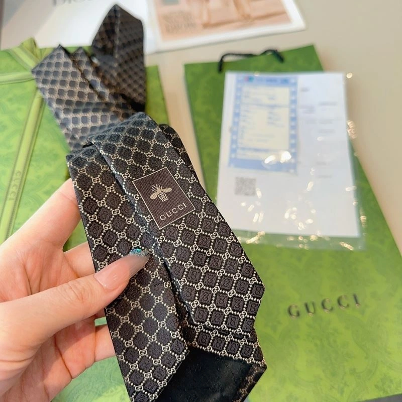 ZipUp Gucci Neckties 268914