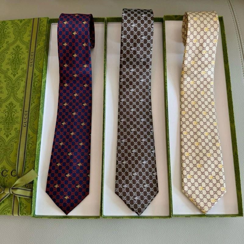 Gucci Neckties Bright 268900