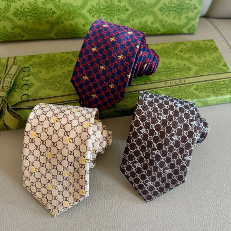 Gucci Neckties Bright 268900