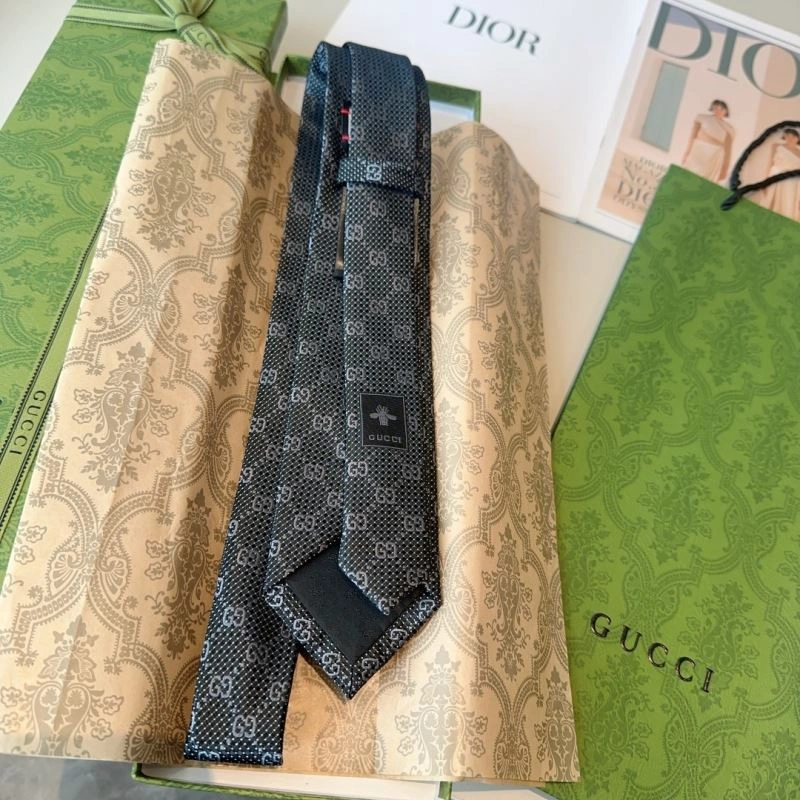 Casual Gucci Neckties 268908