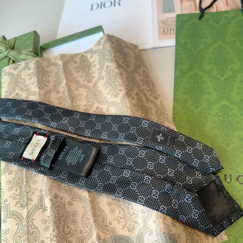 Casual Gucci Neckties 268908