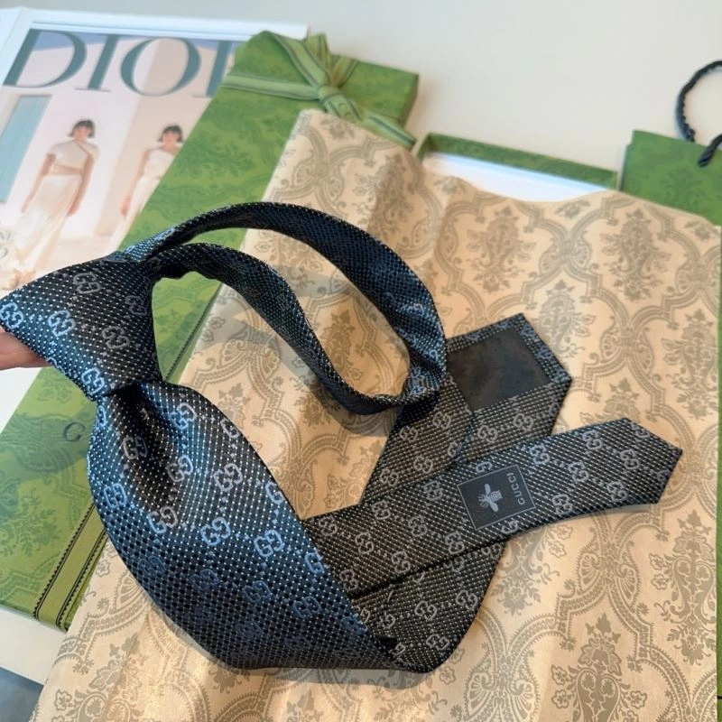 Casual Gucci Neckties 268908