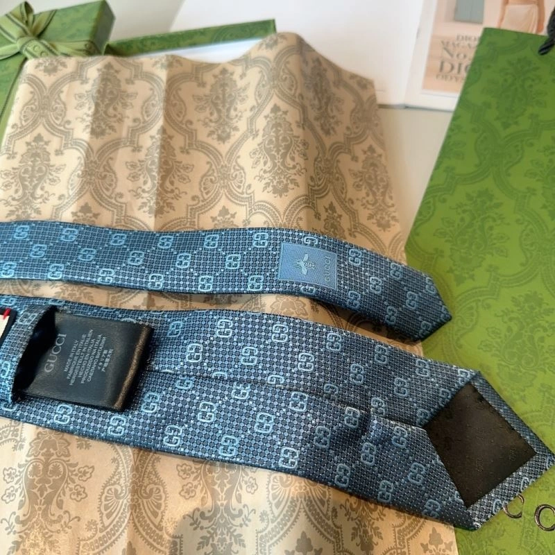 Effortless Gucci Neckties 268891