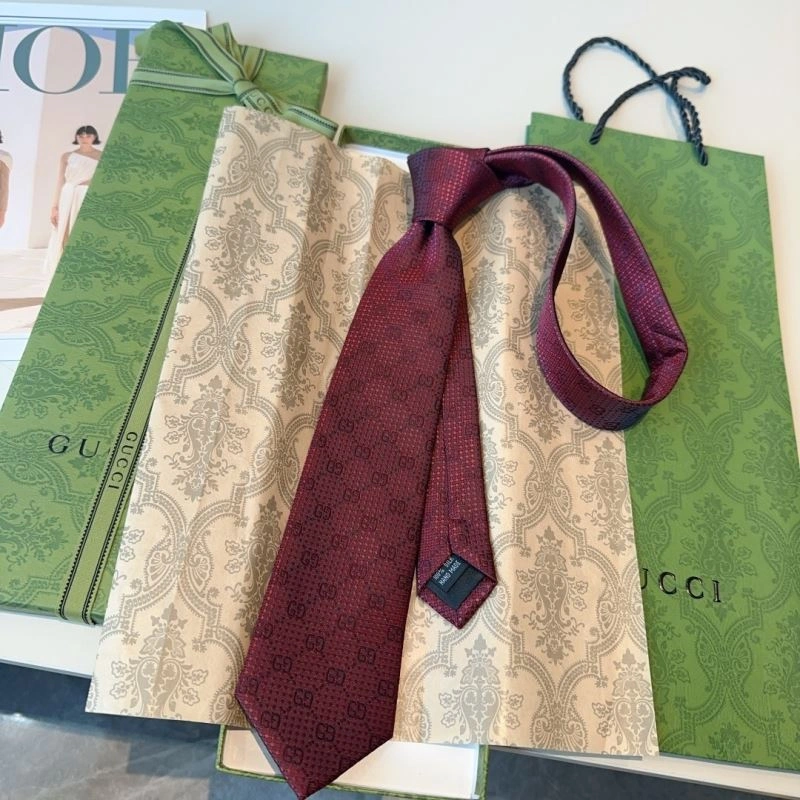 Gucci Neckties SmoothTexture 268894