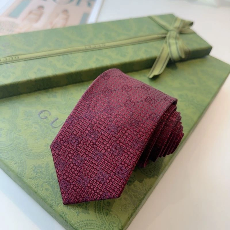 Gucci Neckties SmoothTexture 268894