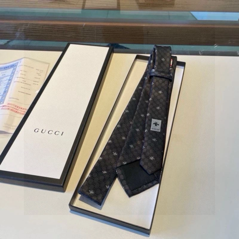 Gucci Neckties Flexible 268917