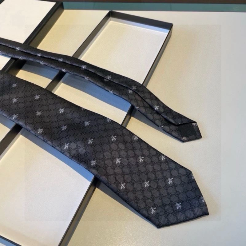 Gucci Neckties Flexible 268917