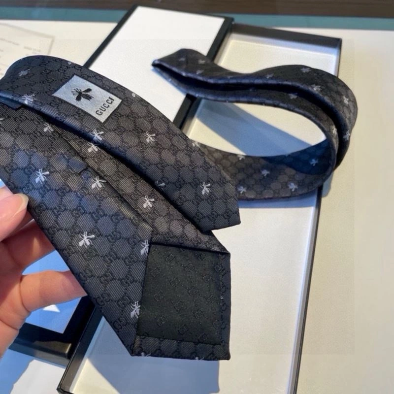 Gucci Neckties Flexible 268917