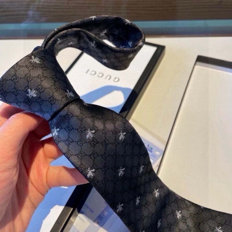 Gucci Neckties Flexible 268917